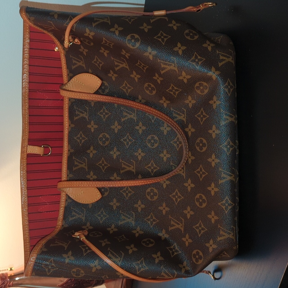 Louis Vuitton Never full MM